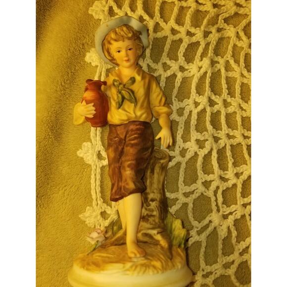 Andrea By Sadek Hand Painted‎ Porcelain Figurine Country Boy 7979 - Picture 7 of 15